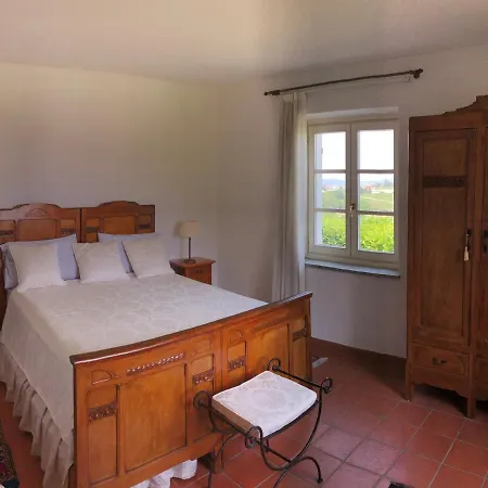 La Casa In Collina 3*