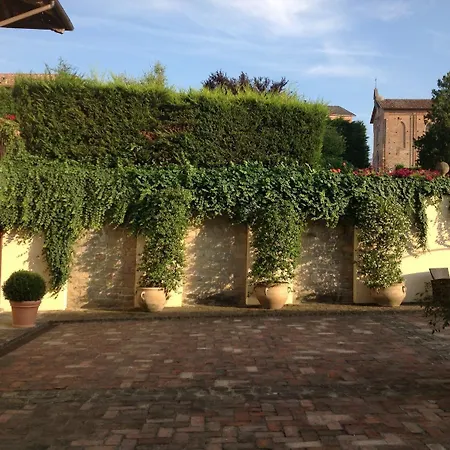 Agriturismo La Casa In Collina 3*