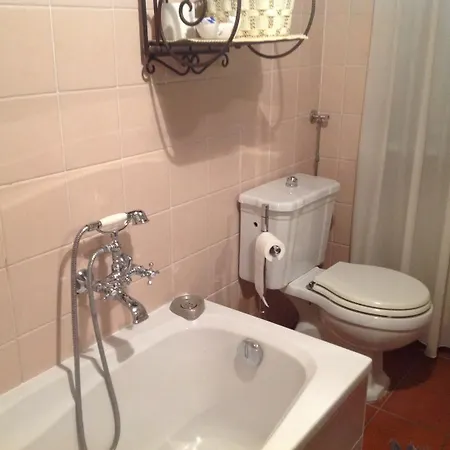 منتجع La Casa In Collina 3*