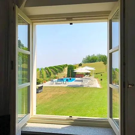 Agriturismo La Casa In Collina 3*