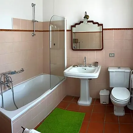 Agriturismo La Casa In Collina Θέρετρο 3*