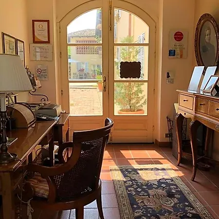 منتجع La Casa In Collina 3*