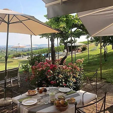 Agriturismo La Casa In Collina 3*