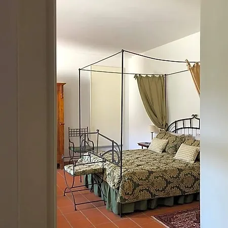 La Casa In Collina منتجع 3*