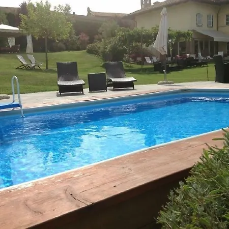 Agriturismo La Casa In Collina Resort 3*