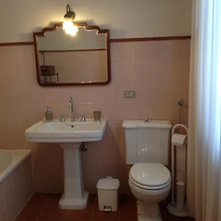 Agriturismo La Casa In Collina Resort Canelli