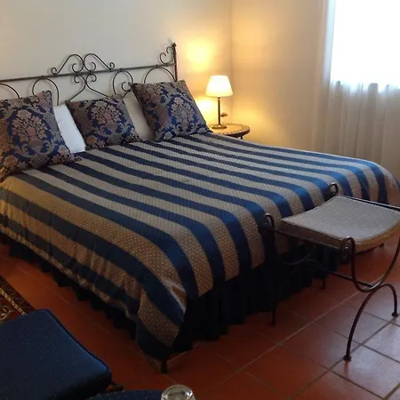 Agriturismo La Casa In Collina Resort 3*